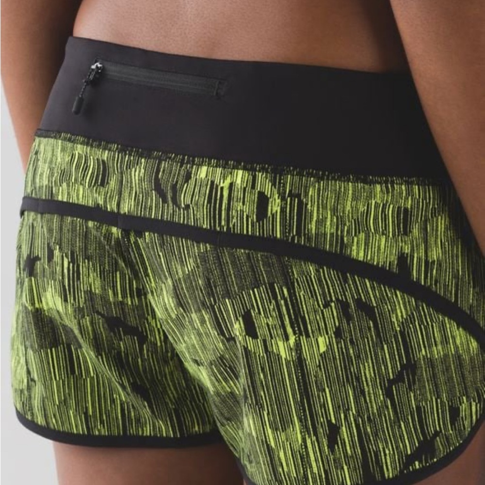 Lululemon shorts size 4